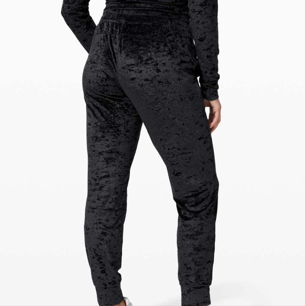 Lululemon Ready to Crush Jogger Black